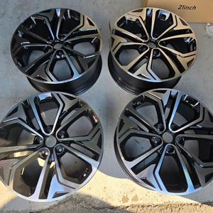 (판매) 싼타페tm 19인치 휠한대분 판매합니다 ​