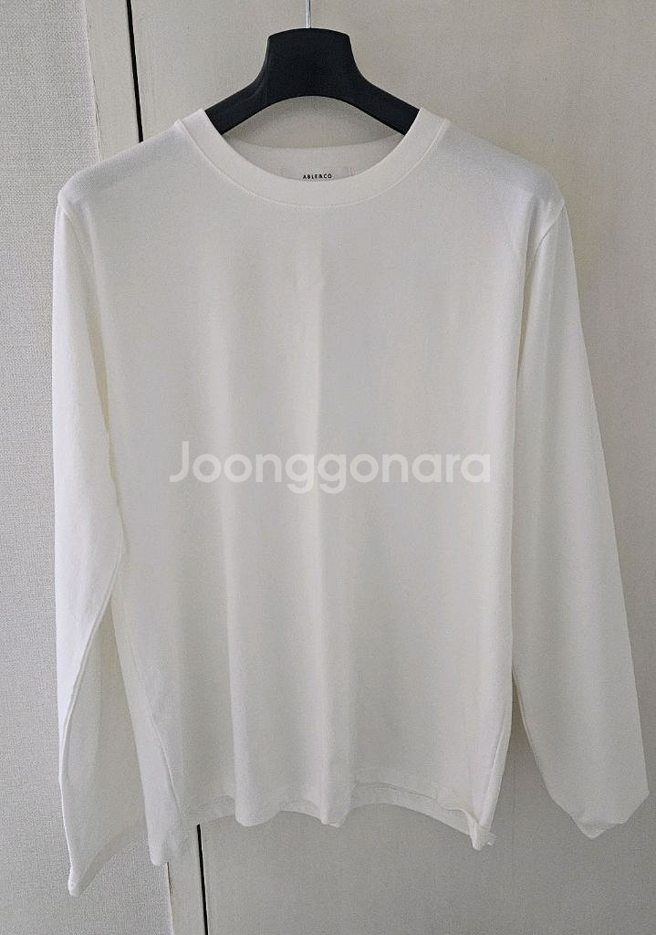 에이블리 티셔츠 새상품--0