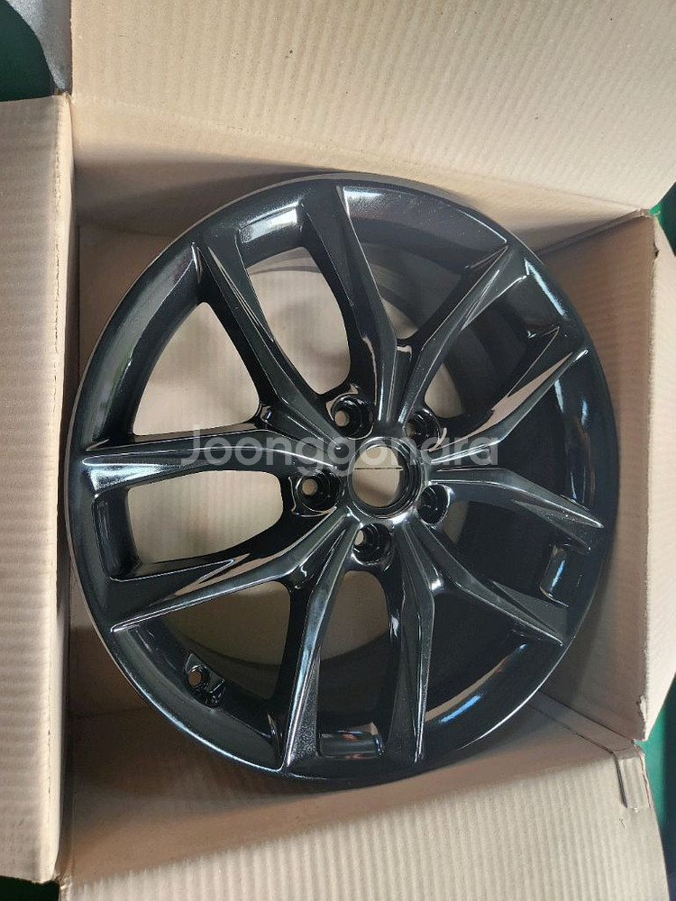 벨로스터 JS스포츠코어 18인치 휠 판매--0