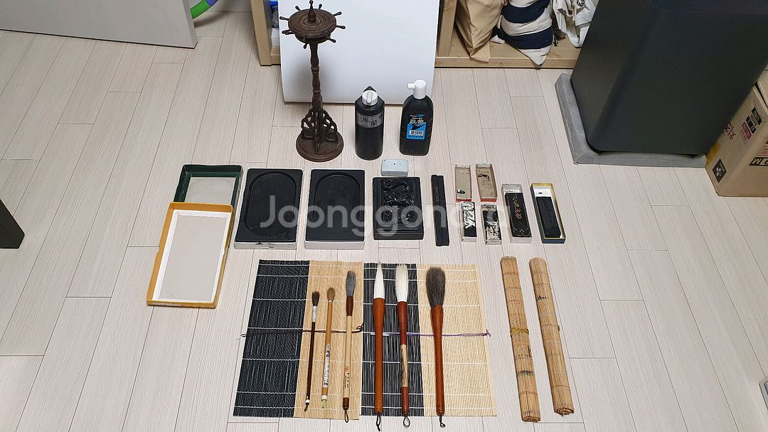 서예도구(붓걸이, 붓, 벼루, 연적, 먹, 먹물)팝니다--0