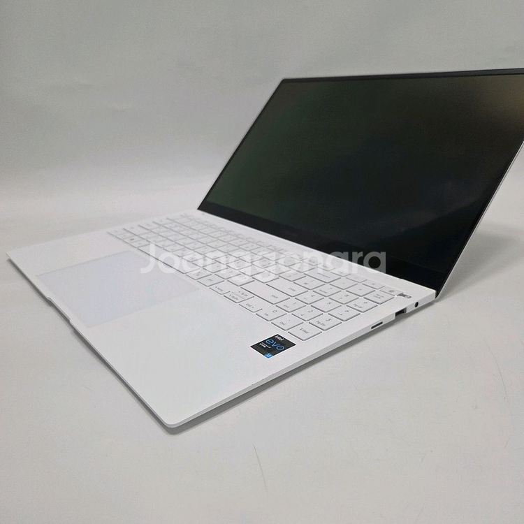 삼성노트북 갤럭시북pro i7 512g/16g/1kg--4
