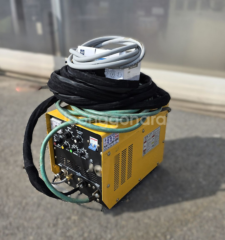 국산 알곤용접기 300A–소형·강력한 성능!--0