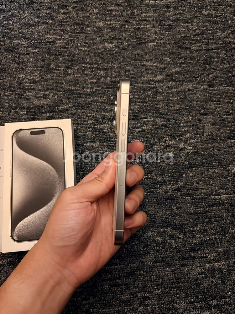 아이폰15pro 128gb 화이트 리퍼 미사용 판매합니--4