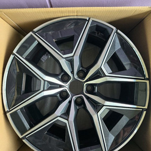 BMW 520I G60 휠판매합니다