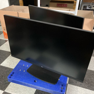 LG 32인치 4K 모니터 전문가용