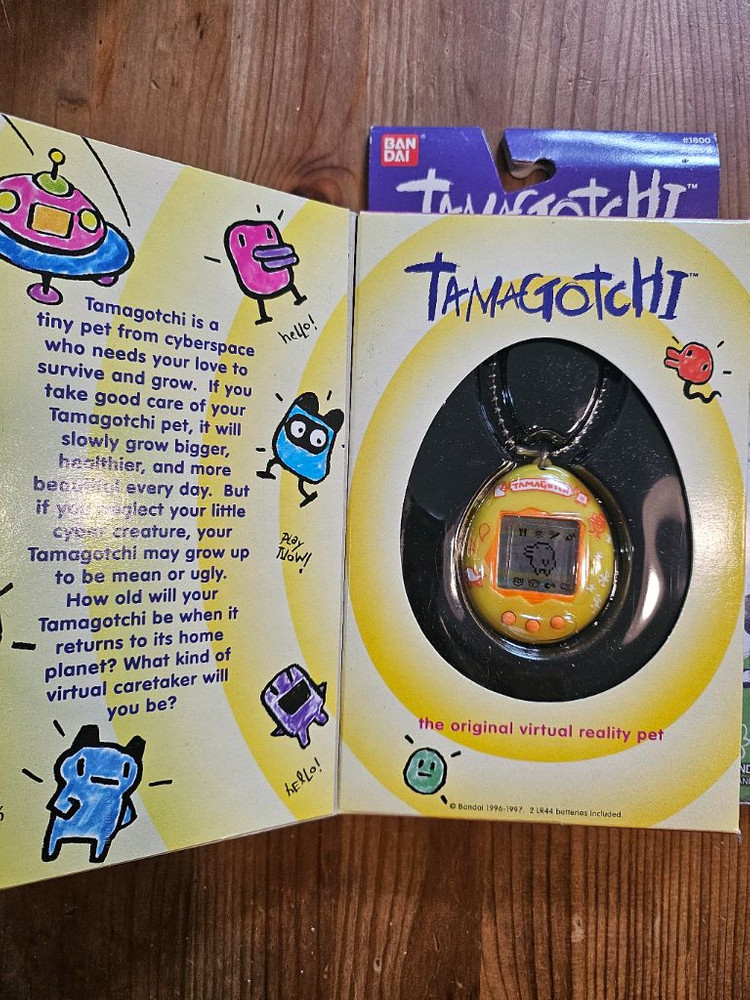 다마고치 오리지널 세트--1