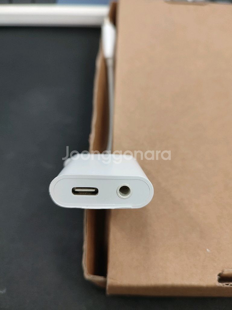 환불가능)벨킨 락스타 3.5mm 오디오 C 충전(새상품--2