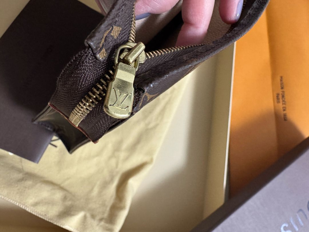 루이비통 토일렛26--2