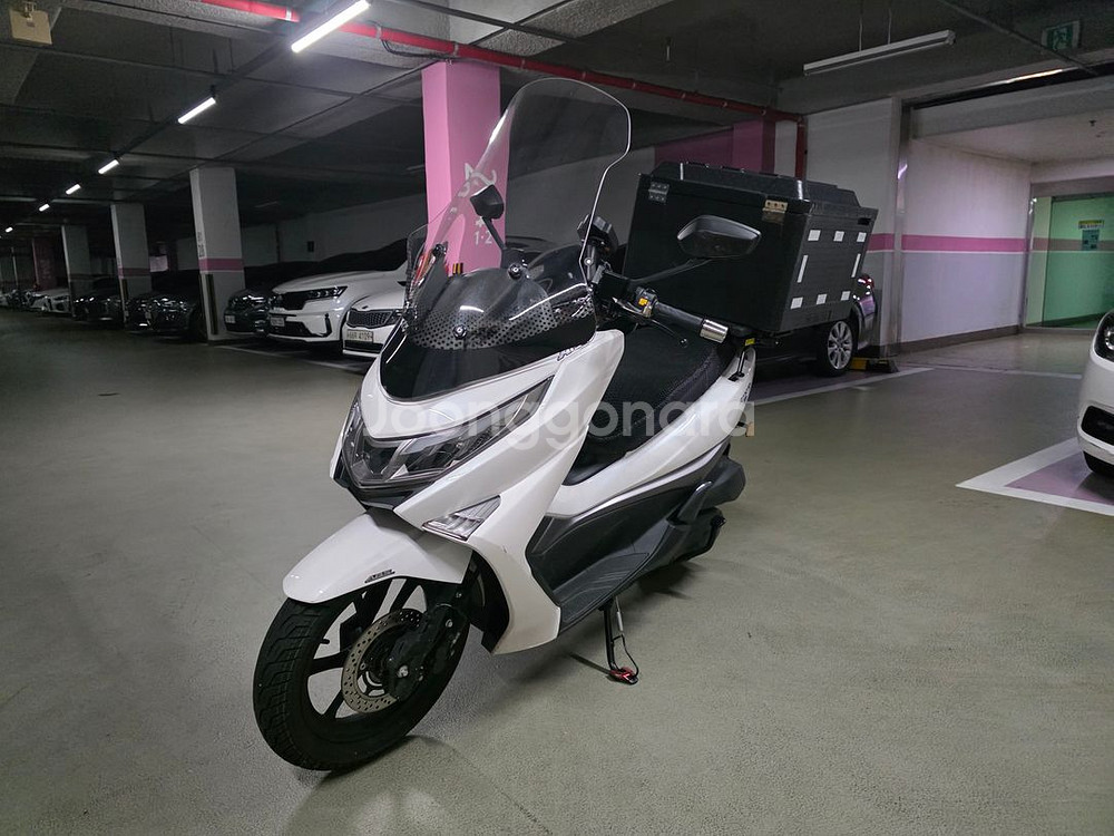 (청주/오창) UHR125 23년식 2500km 신차급--1