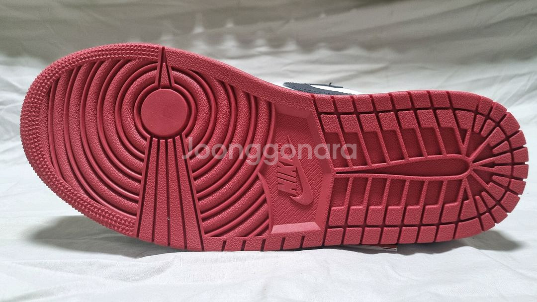 조던 1 레트로 로우 OG 블랙토 (260mm)--4