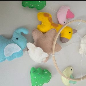 아기 컬러모빌 박스채있어요