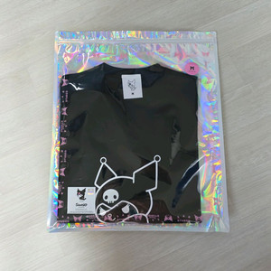 아이앱 스튜디오 쿠로미 티셔츠 블랙 M/0L