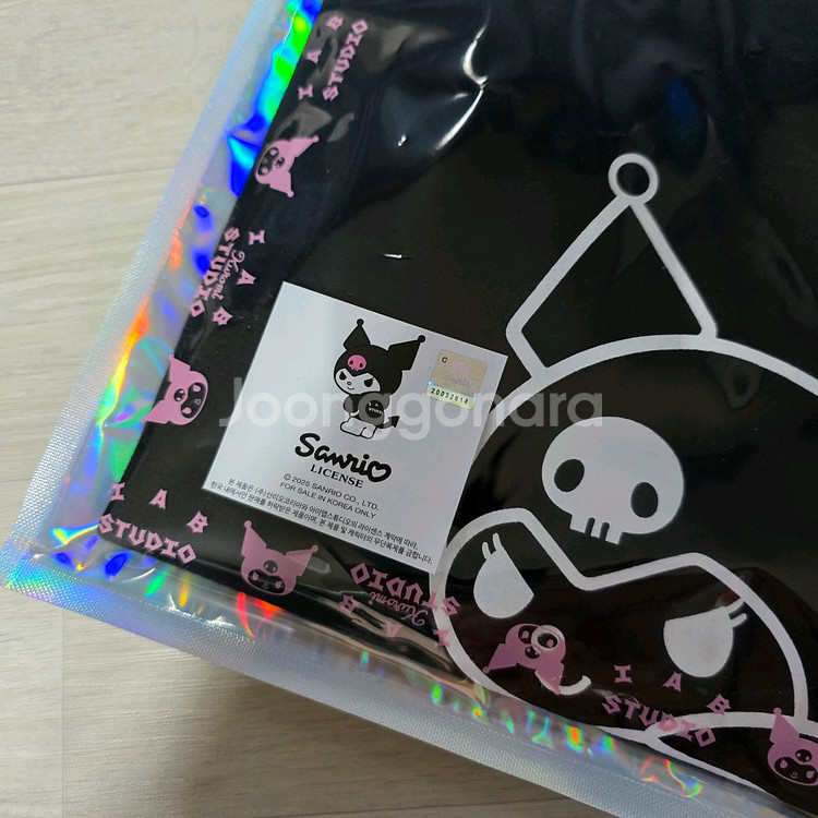 아이앱 스튜디오 쿠로미 티셔츠 블랙 M/0L--1