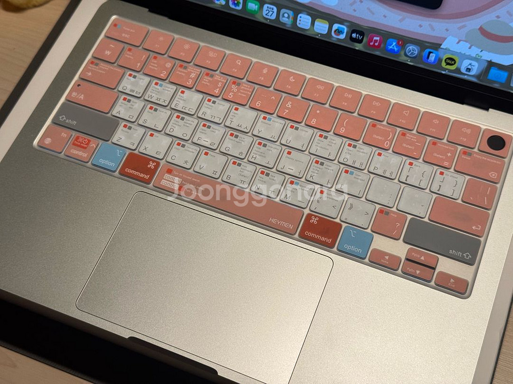 맥북에어 M2 512GB 13인치 실버--4