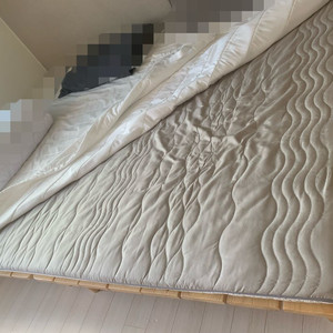 침대 바닥 토퍼매트리스 퀸사이즈