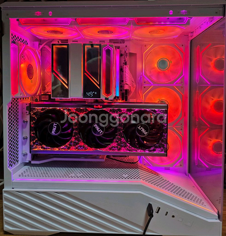 4070ti 리안리케이스 컴퓨터--0