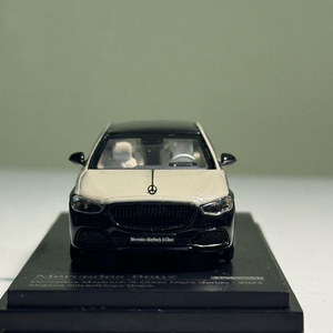 [얼모스트리얼]벤츠 마이바흐 투톤 1:64 다이캐스트