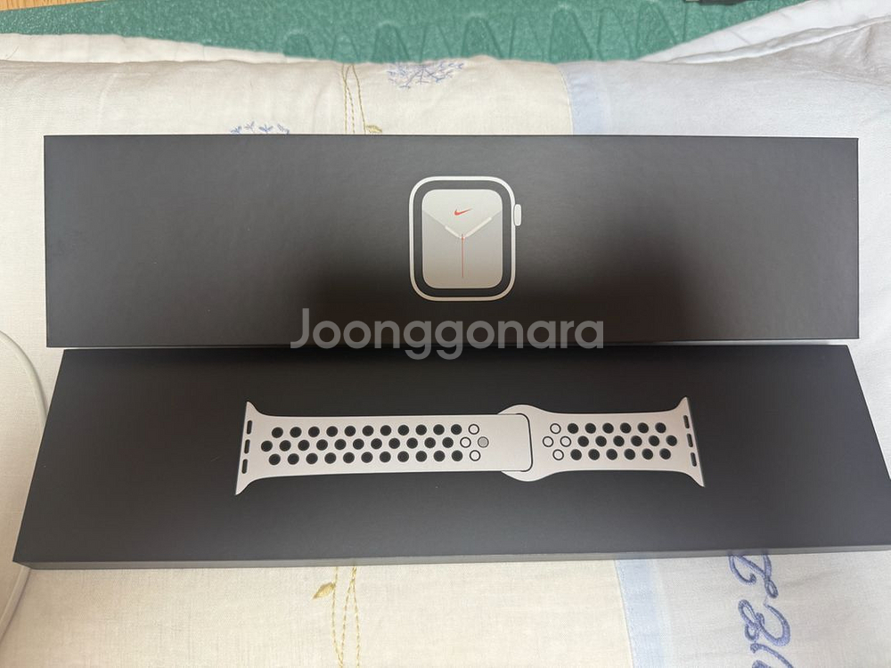 (청주) 애플워치 se 44mm 스페이스그레이 팝니다--0