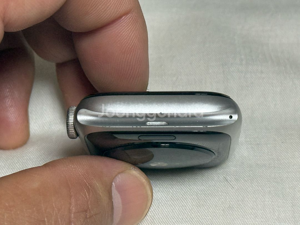 (청주) 애플워치 se 44mm 스페이스그레이 팝니다--6