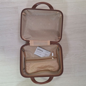 새상품) 14인치캐리어 래디백