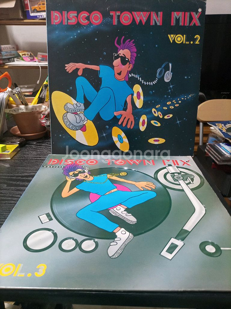 디스코 타운 믹스 LP Vol.2와 Vol.3 2장입니--0