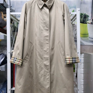 매장정품/ 버버리 여성 트렌치코트 66~66반 WE69