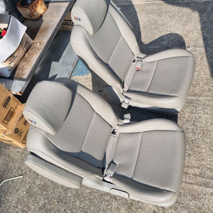 올뉴더뉴카니발 3열시트 판매합니다