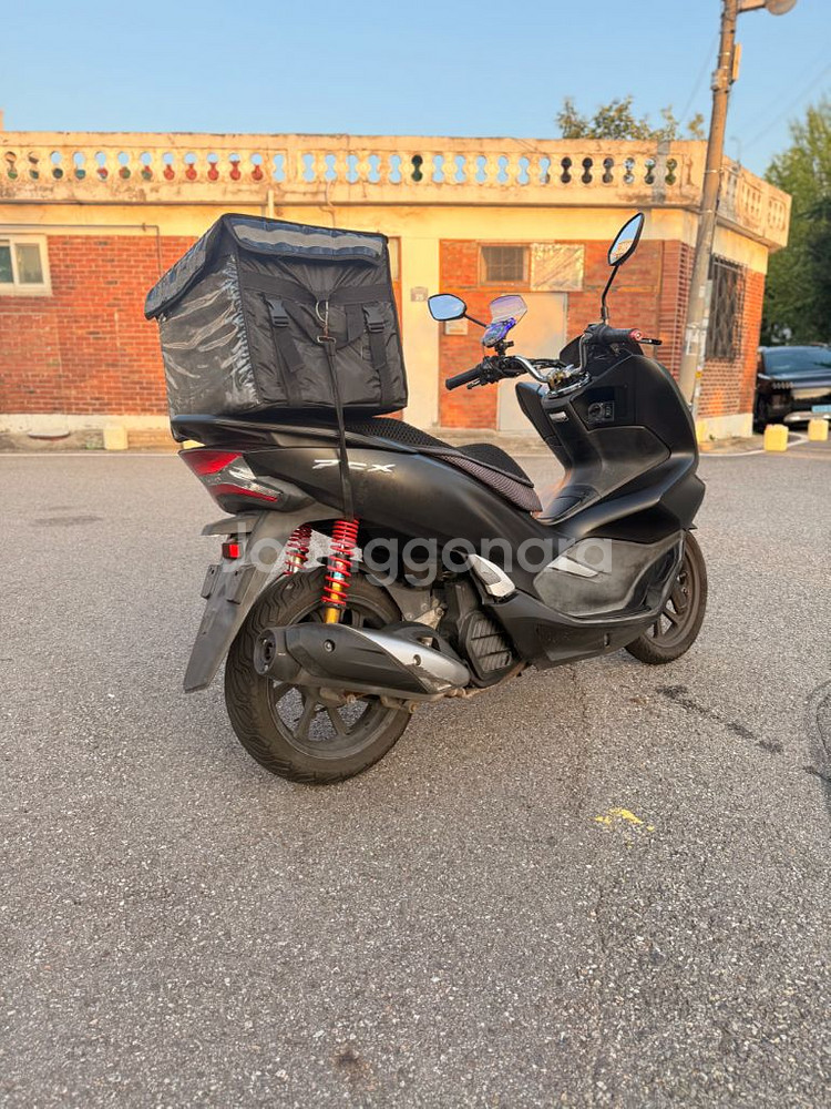 PCX125 20년식 8만키로--3