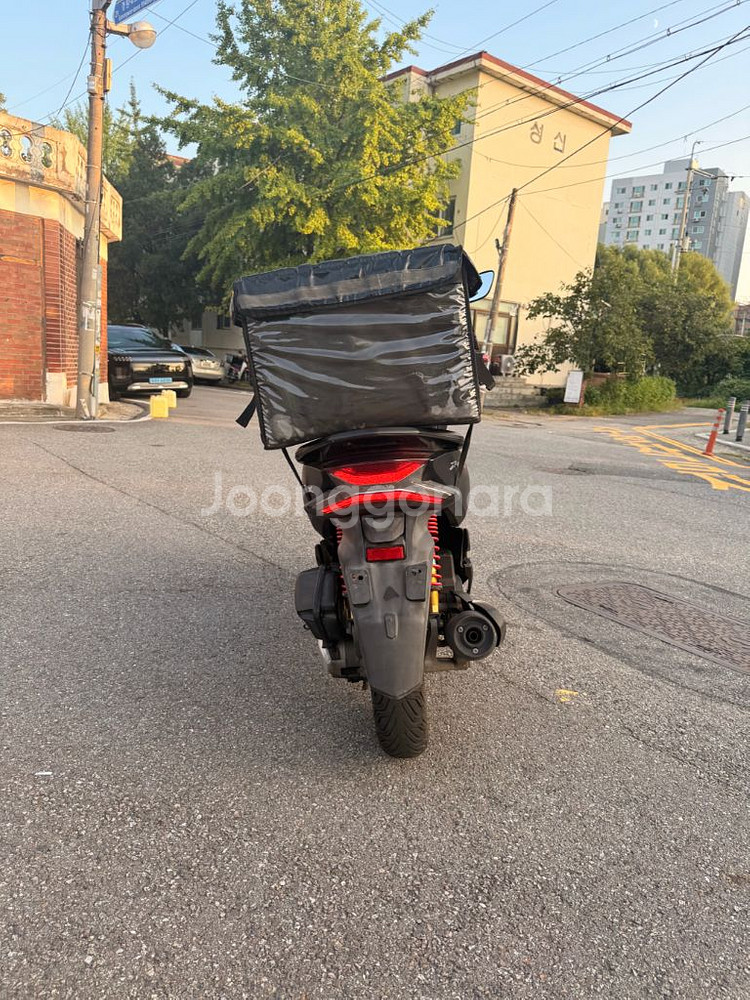 PCX125 20년식 8만키로--4