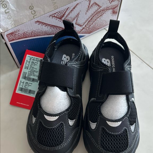 뉴발 프리들 230 블랙 새상품