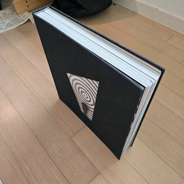 팀버튼 전시회 한정판 아트북 THE ART OF TIM--2