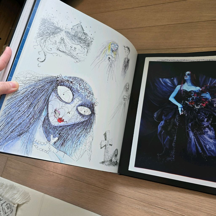 팀버튼 전시회 한정판 아트북 THE ART OF TIM--3