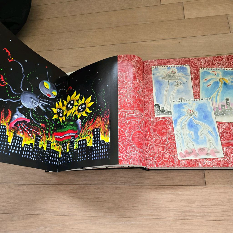 팀버튼 전시회 한정판 아트북 THE ART OF TIM--6