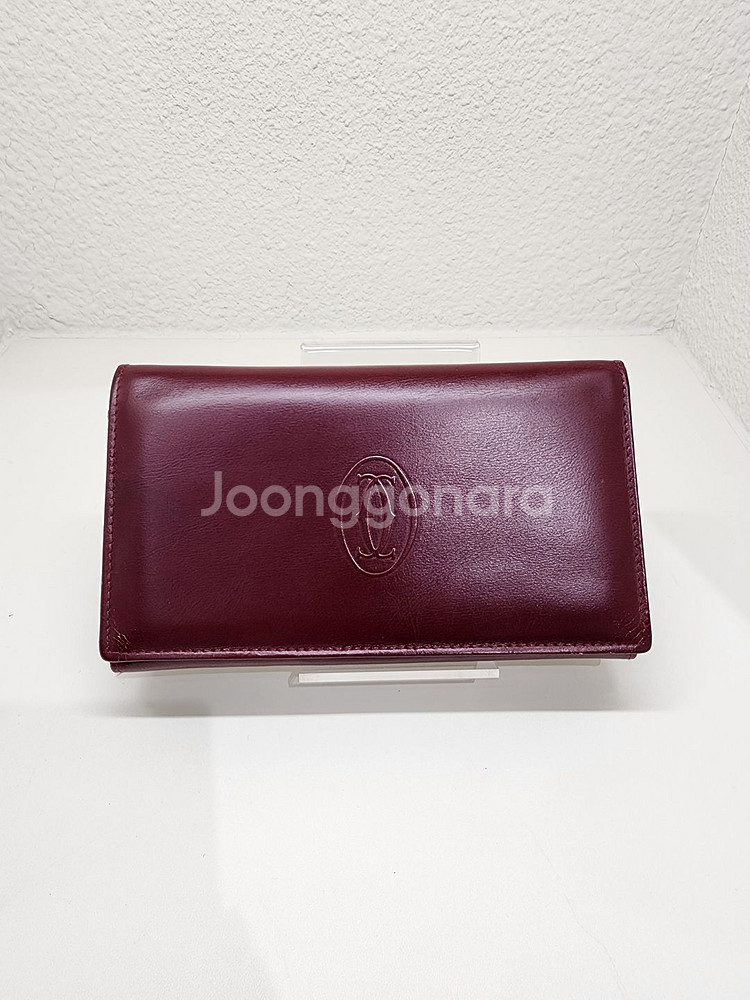 까르띠에 버건디 플랩 장지갑--0