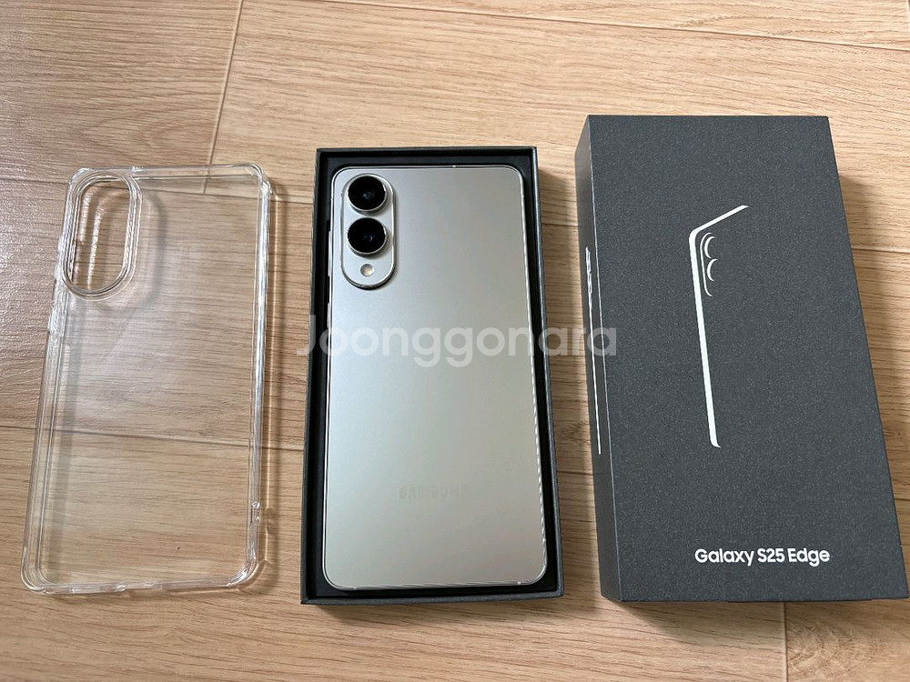 갤럭시S25 엣지 실버 512GB 팝니다--2