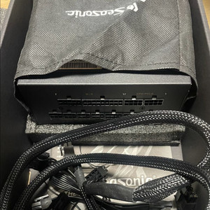 시소닉 포커스플러스골드 650w
