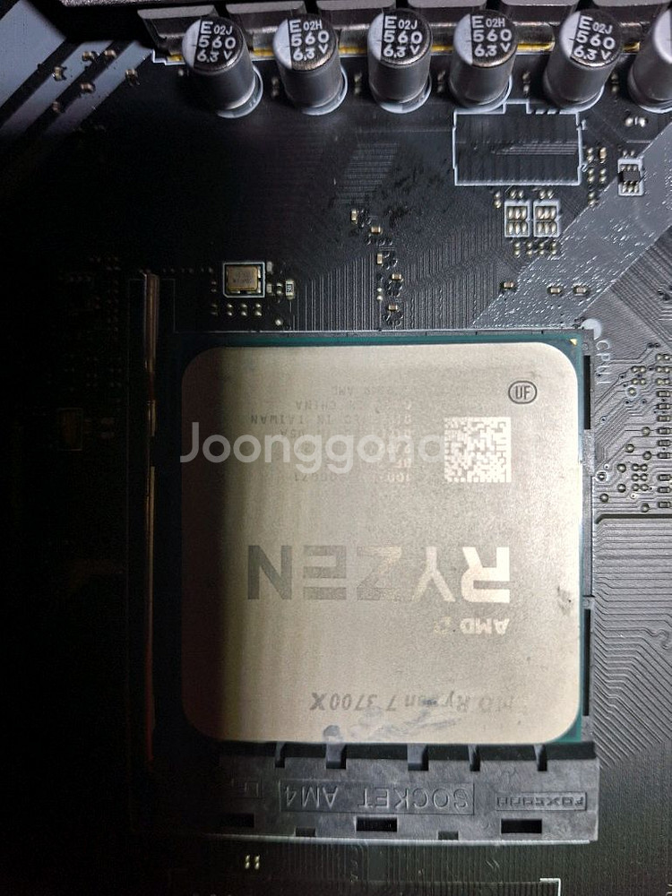 라이젠7 3700x+b550+8g*2-18만원--2