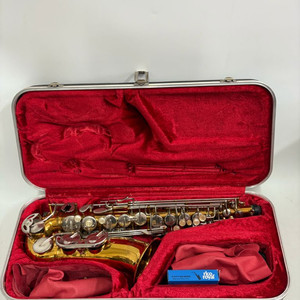 암스트롱 알토 색소폰