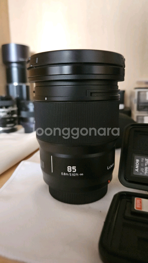 파나소닉 루믹스 85mm f1.8--0