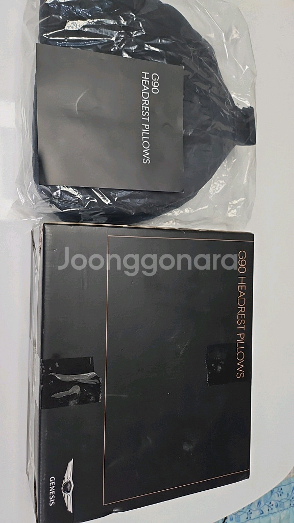 제네시스 뒷자석 목베개 세트 판매합니다--0