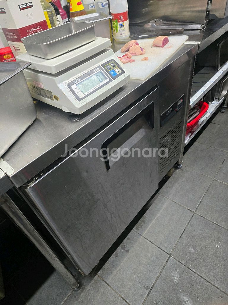 우성 테이블 냉장고. 900 700--0