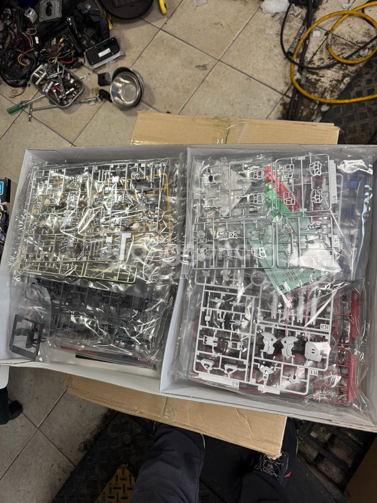 pg 언리쉬드 건담 신품 판매 반다이--1