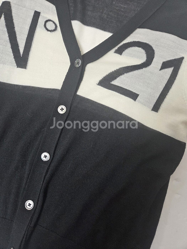 N21 여성 로고 니트 긴팔 가디건 블랙앤화이트(S)--5