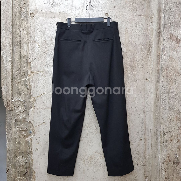 BEUYS MERGO 슬릭 스탠다드핏 셋업 블랙 M--5