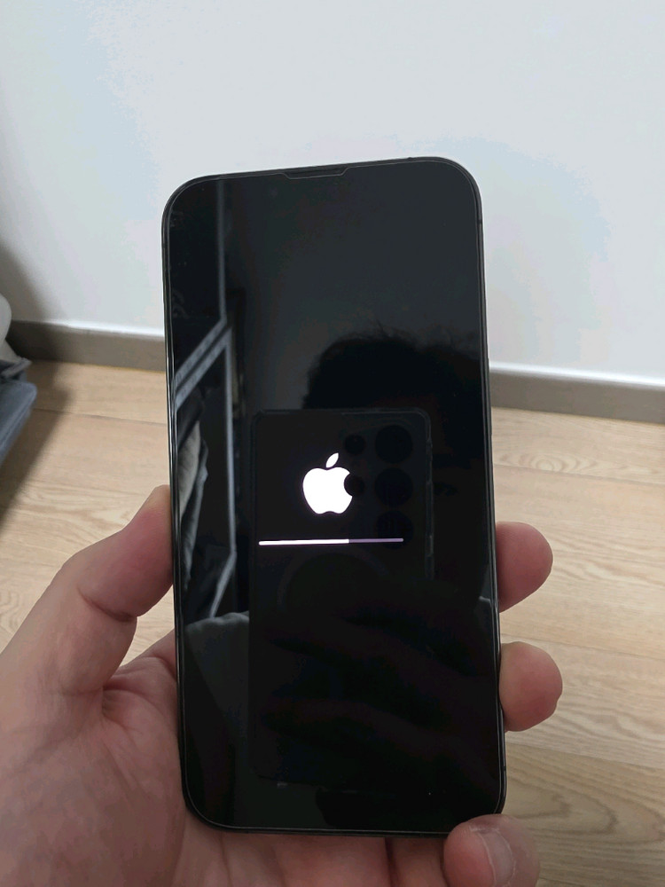 아이폰13pro 256GB 그래파이트 팝니다[50만원]--6