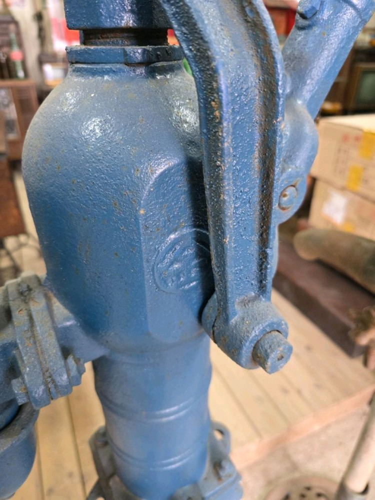 국산 희귀 작두펌프 2개일괄 이미지