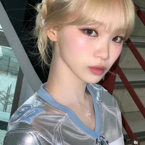 누즈 무스 케어 치크 01 타로 무스 04 모브 솔리드