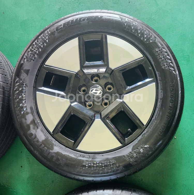 싼타페 MX 18인치 휠타이어 한대분 판매--1