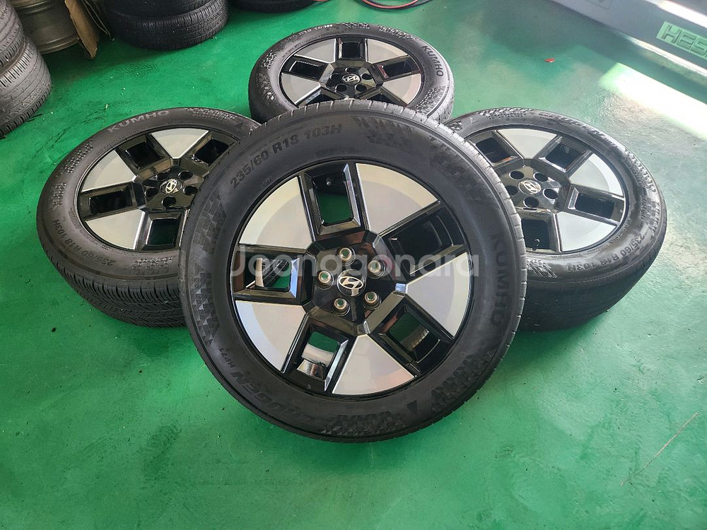 싼타페 MX 18인치 휠타이어 한대분 판매--6