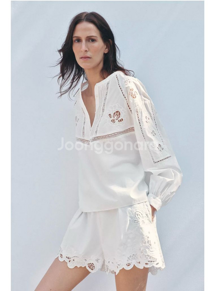 자라 zw컬렉션 턱 자수 쇼츠 S사이즈 4786/059--1